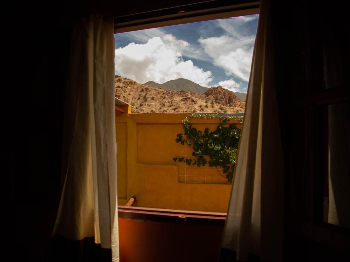 Retama Bed & Breakfast Tilcara Bagian luar foto