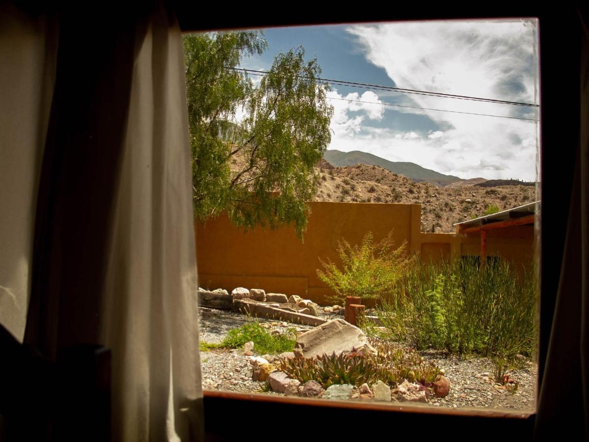 Retama Bed & Breakfast Tilcara Bagian luar foto