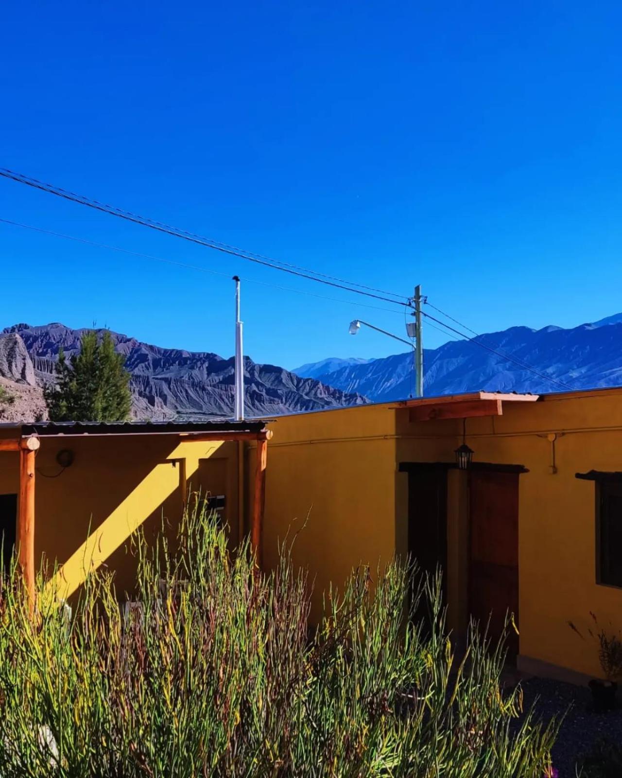 Retama Bed & Breakfast Tilcara Bagian luar foto
