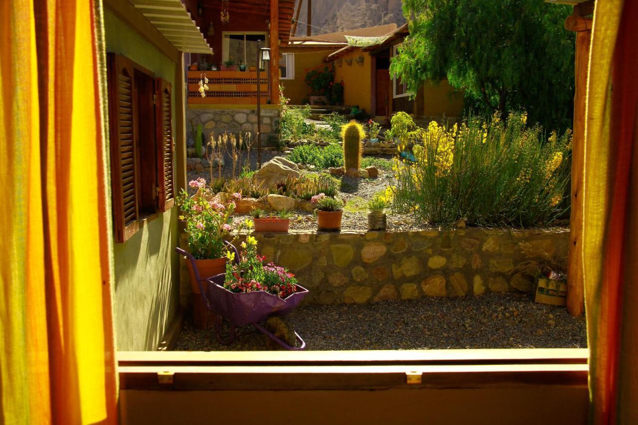 Retama Bed & Breakfast Tilcara Bagian luar foto